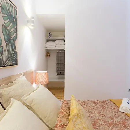 Spacious Bright Flat W/ Terrace By Host Wise * Porto