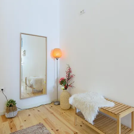 Apartment Spacious Bright Flat W/ Terrace By Host Wise Porto