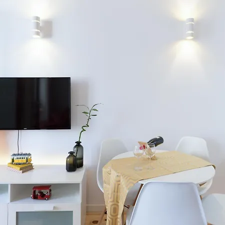 Spacious Bright Flat W/ Terrace By Host Wise Apartment Porto